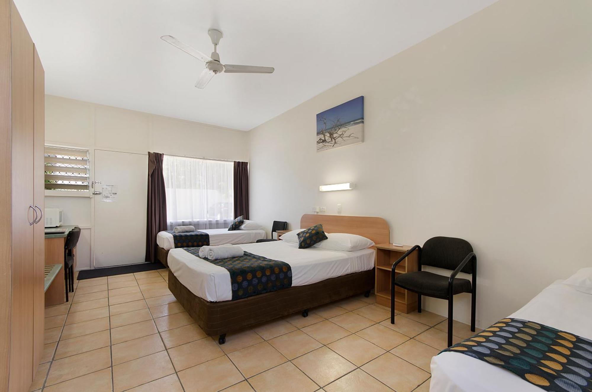 Beach House Motel Townsville Exteriör bild