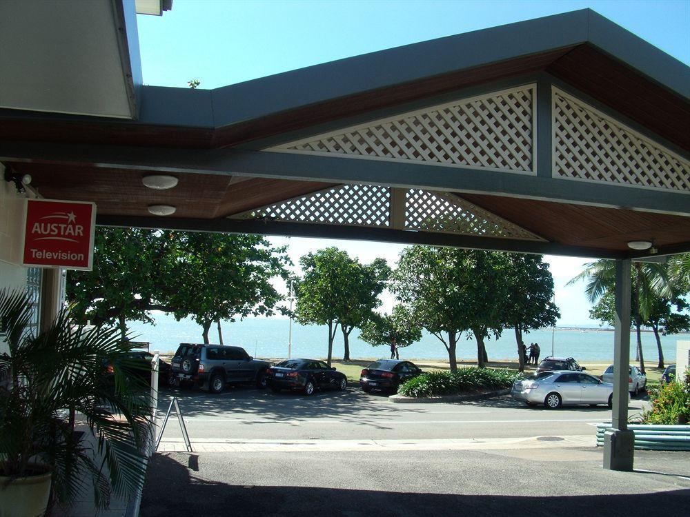 Beach House Motel Townsville Exteriör bild