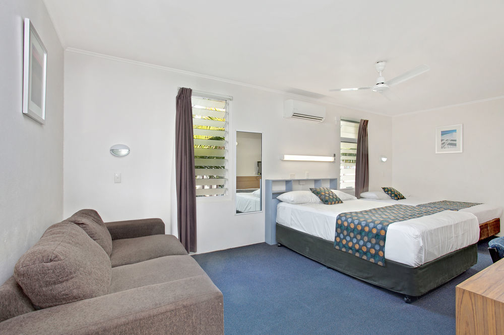 Beach House Motel Townsville Exteriör bild