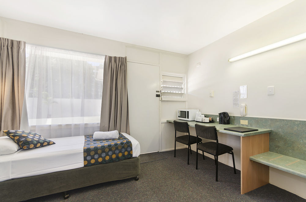 Beach House Motel Townsville Exteriör bild
