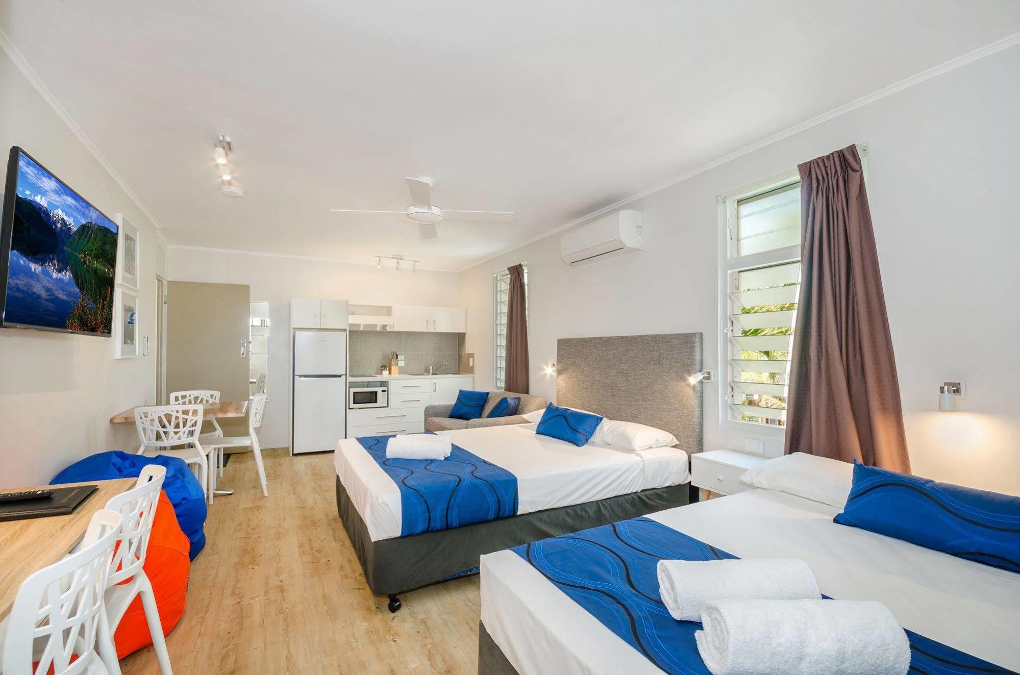 Beach House Motel Townsville Exteriör bild